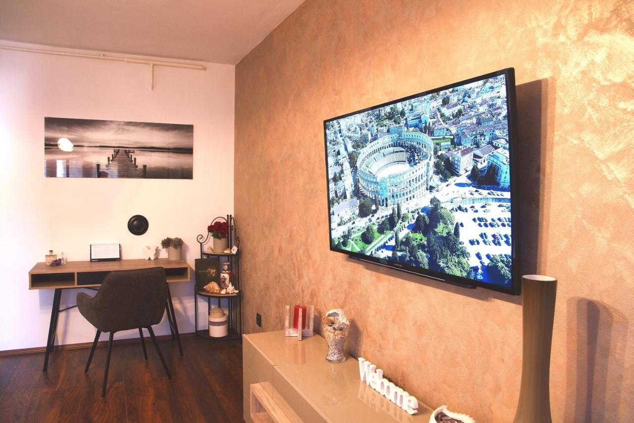 Apartment Grbin Pula Exterior photo